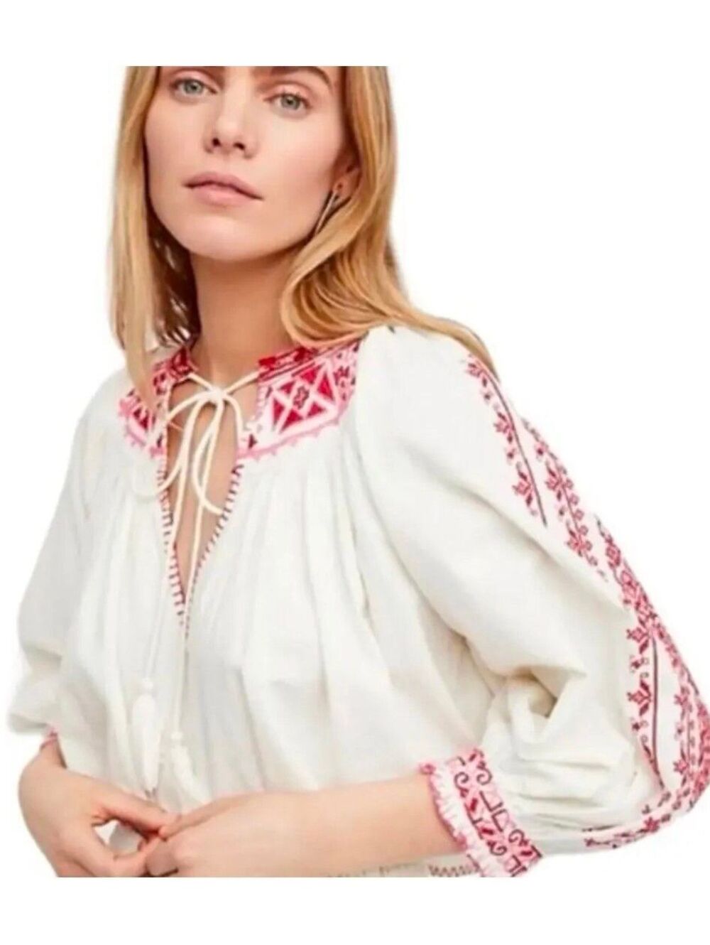 NWOT| Sz.L |Free People Embroidered Peasant Top